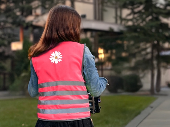 Fluorescent safety vest child with name - Theme